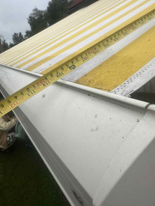 Markiza tarasowa elektryczna