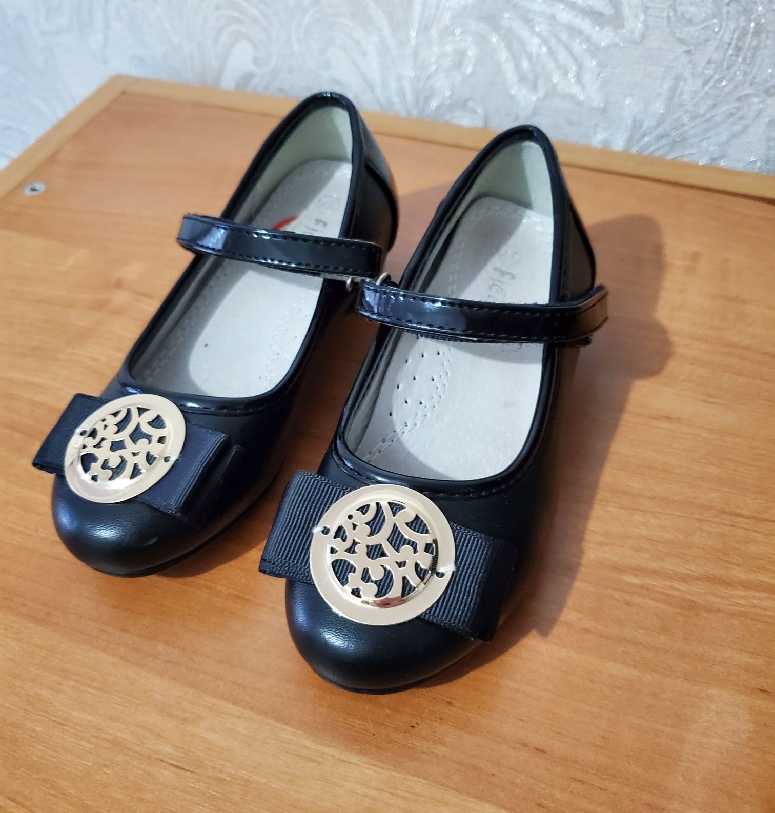 Туфлі на дівчинку 27 р-р 16 см туфли взуття