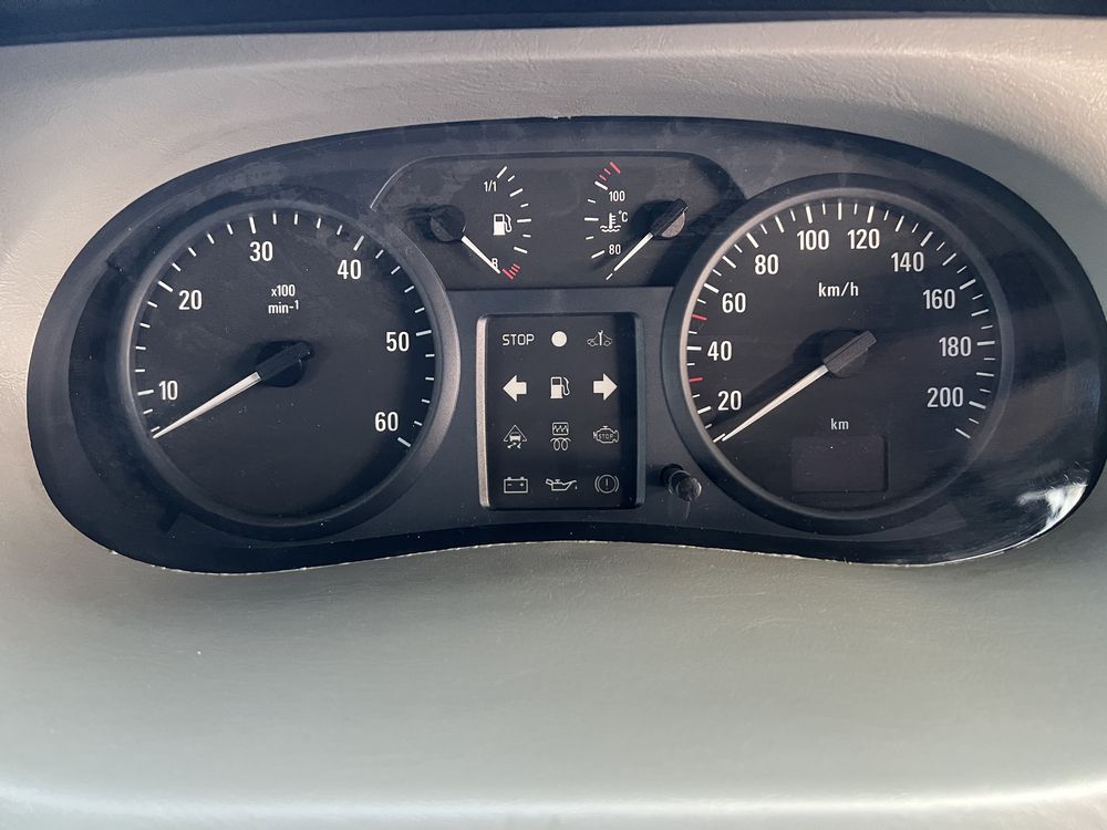 Opel vivaro 1,9 100