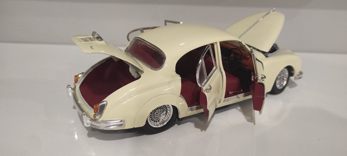 1/18 Jaguar Mark ll 1959 Maisto carro coleção miniatura