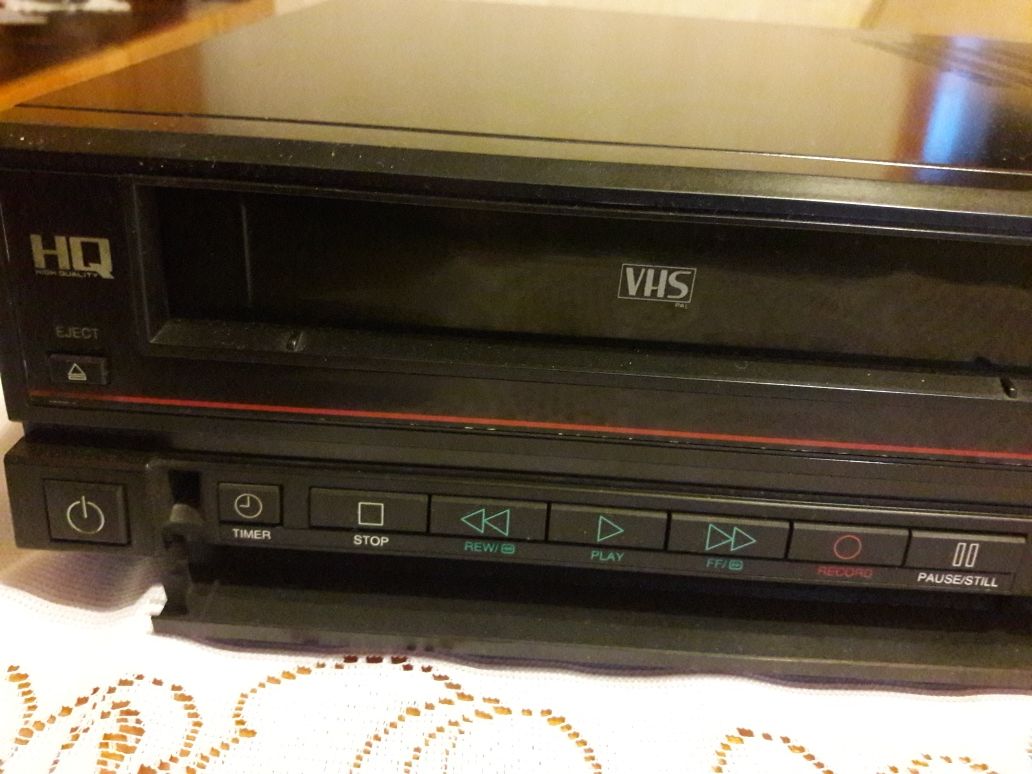 Magnetowid VHS Universum VR 4373