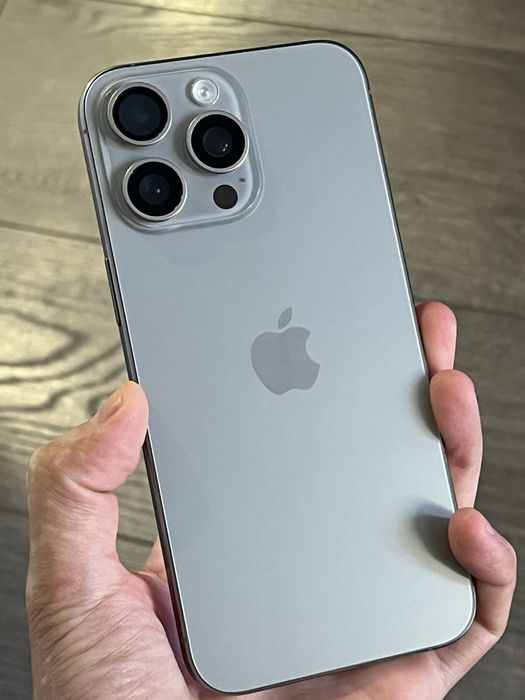 Iphone 15 pro max 256 esim sim lock обмін