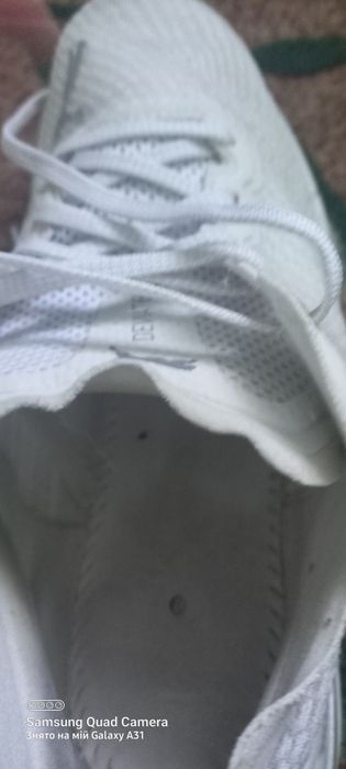 Білі красівки на дівчинку