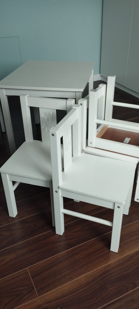 Stolik IKEA kritter