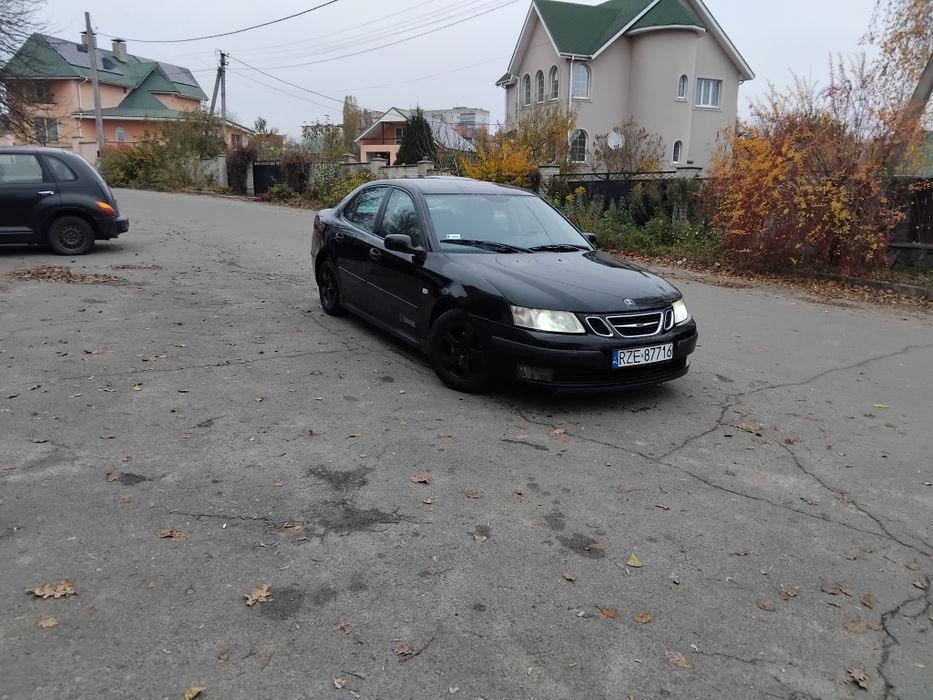 Saab 9-3 2.2 tid на полном ходу.