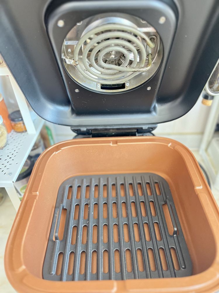 Air Fryer - Russell Hobbs
