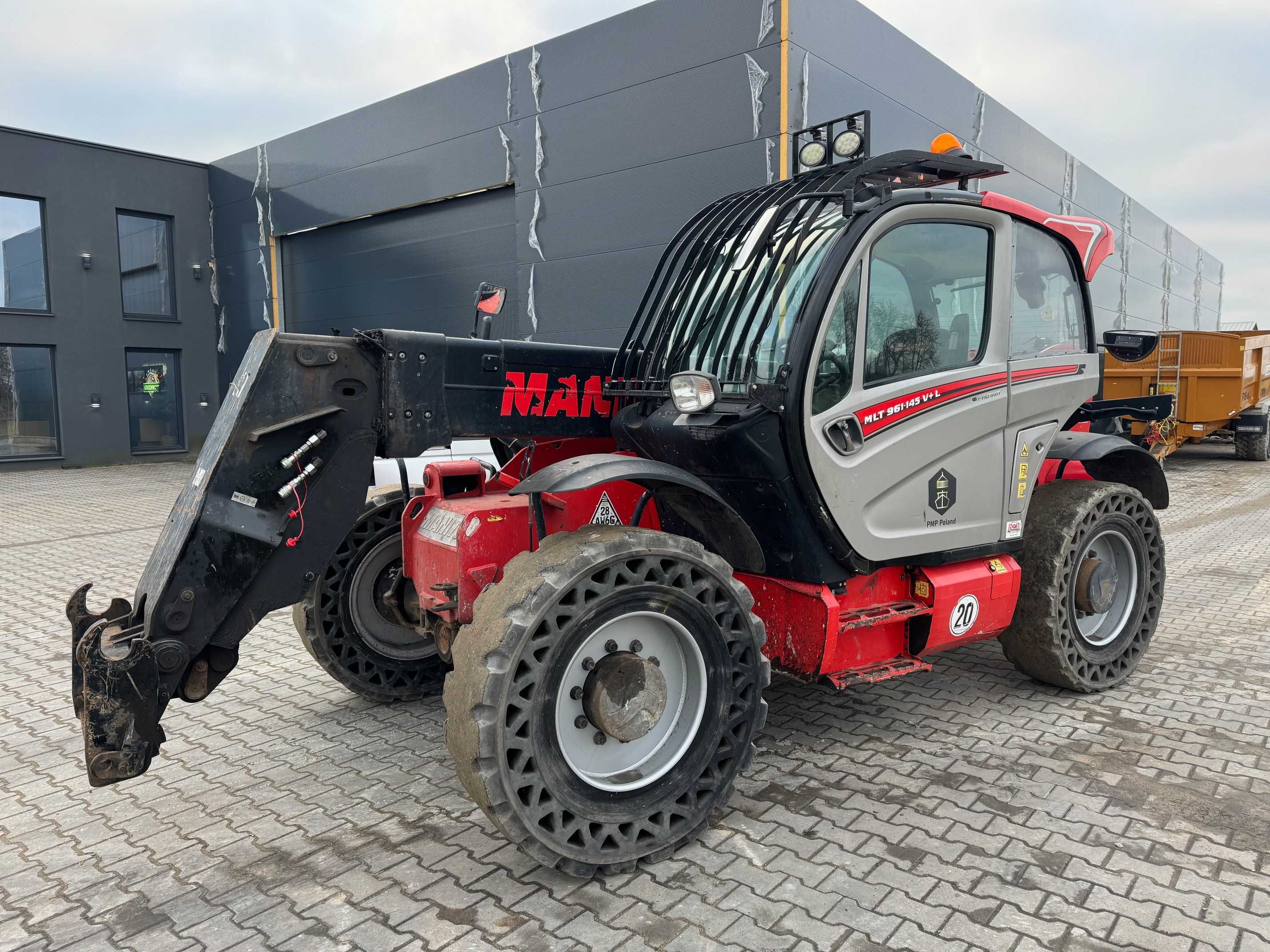 Manitou ładowarka teleskopowa MLT 961 145V+ L  2019 rok