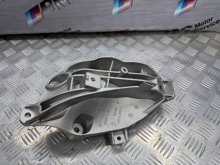 Кронштейн двигателя левый BMW X5 G05 B58B30P 22119844633