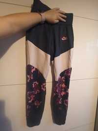 Legginsy sportowe Nike s