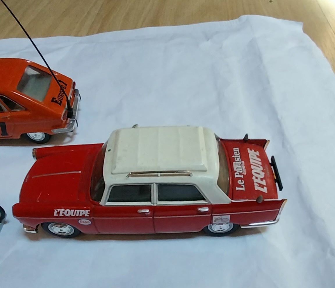 Conjunto de miniaturas tema Tour de France em escala 1/43
