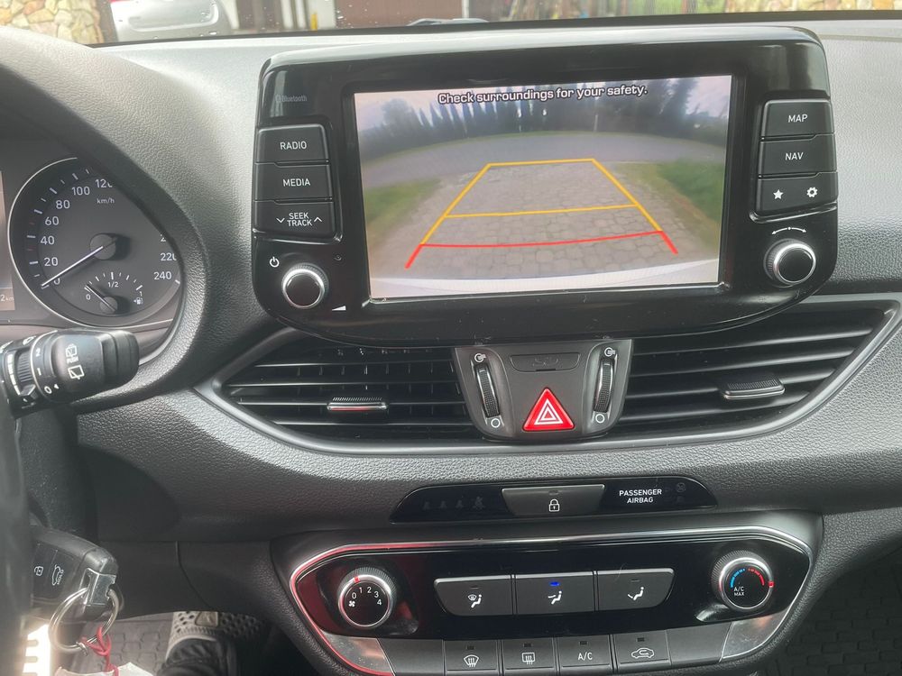 Hyundai i30 1,4 T-GDI Premium DCT automat