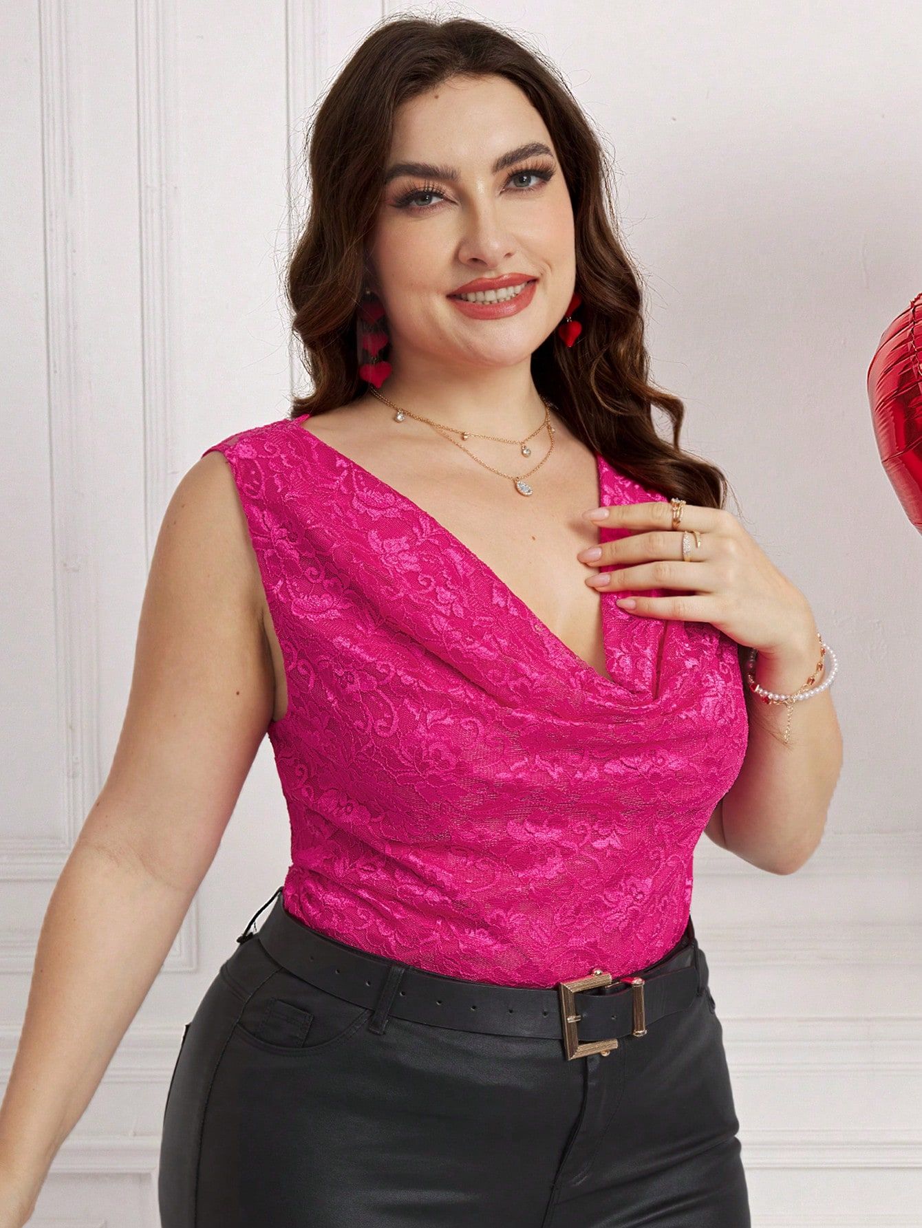 Bluzka Koronkowa Sexy Z Lejącym Dekoltem Różowa Casual Shein 5Xl 50