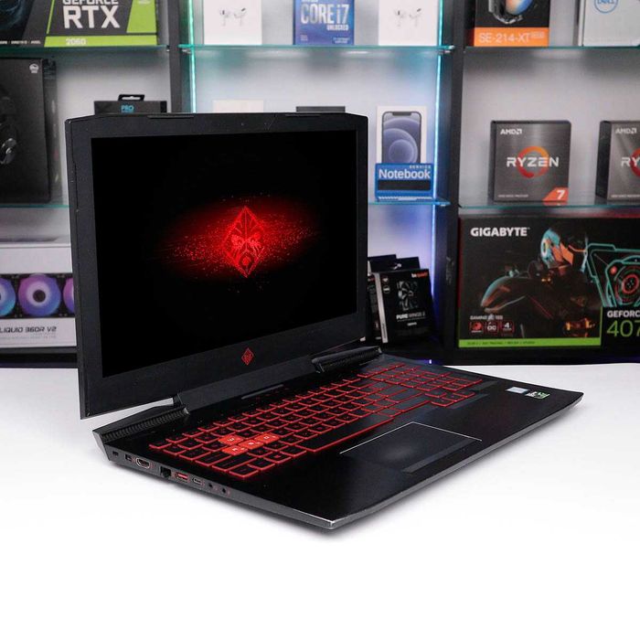БВ Ігровий ноутбук HP OMEN 15-ce / Intel Core i5 / GTX 1050 2 ГБ