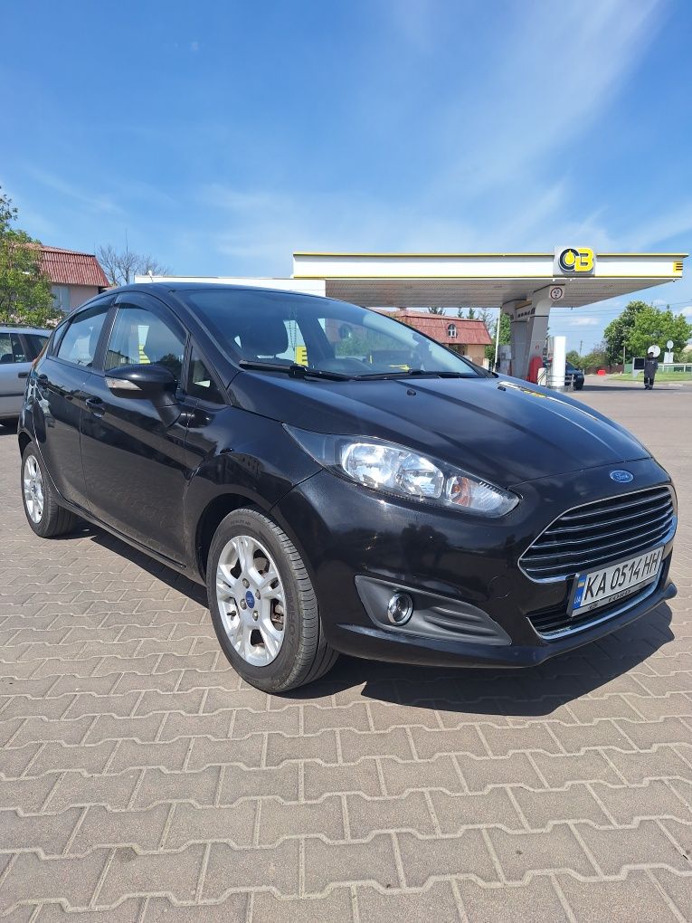 Ford Fiesta SE 2015