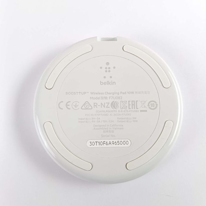 Ładowarka indukcyjna Belkin WIA001BTWH biały