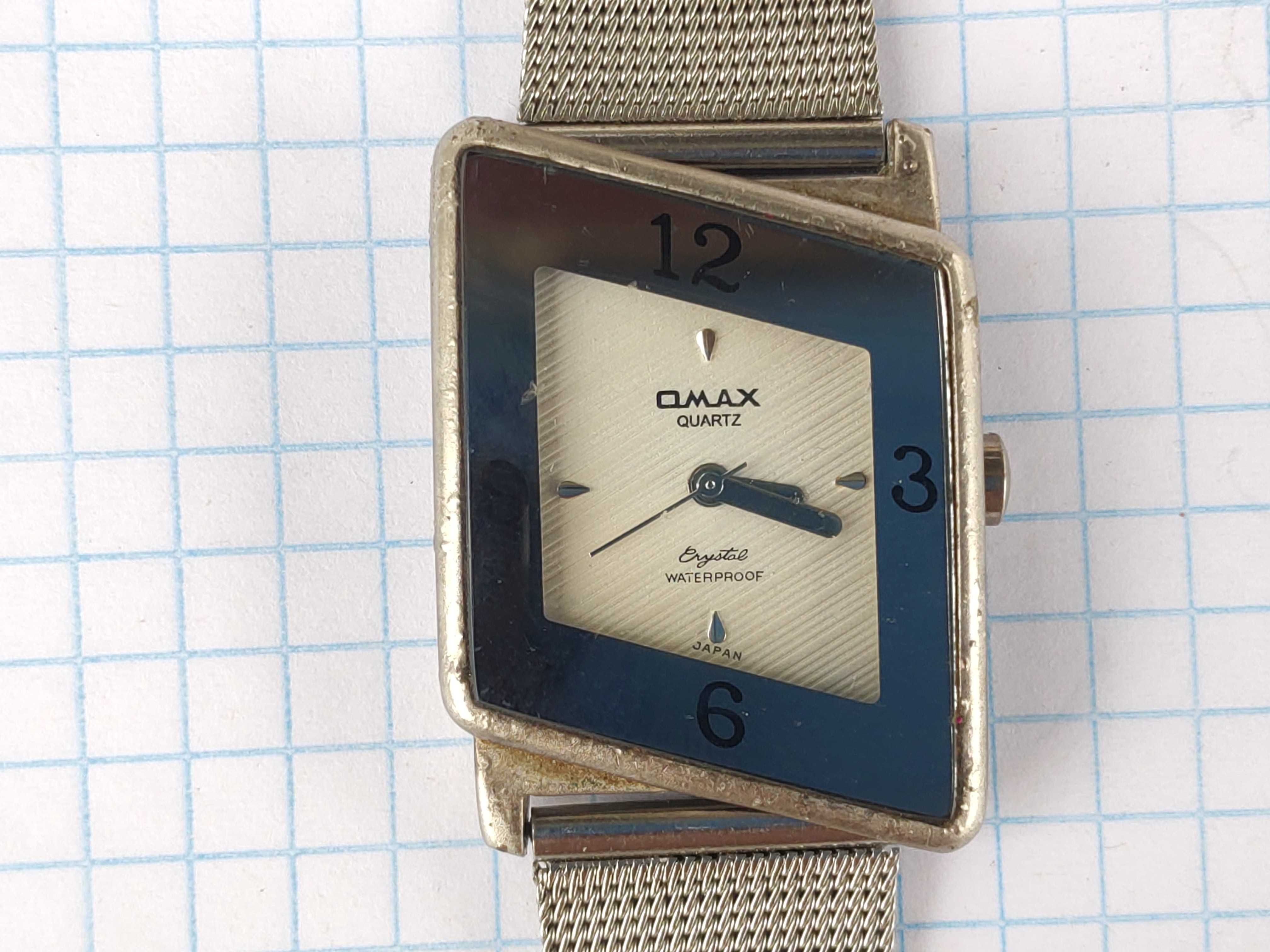 Кварцевые часы "Omax"