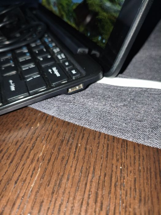 Sprzedam Laptopa ACER ONE 10