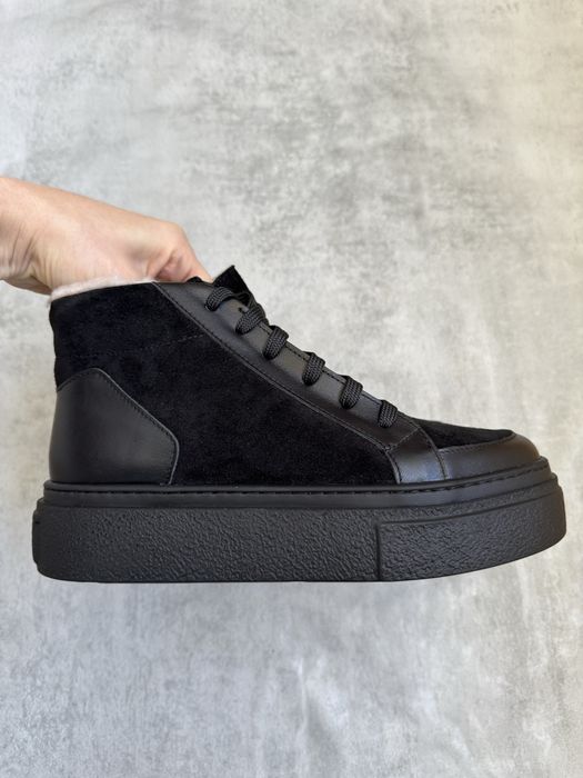 Зимові хайтопи кросівки натуральна шкіра замш