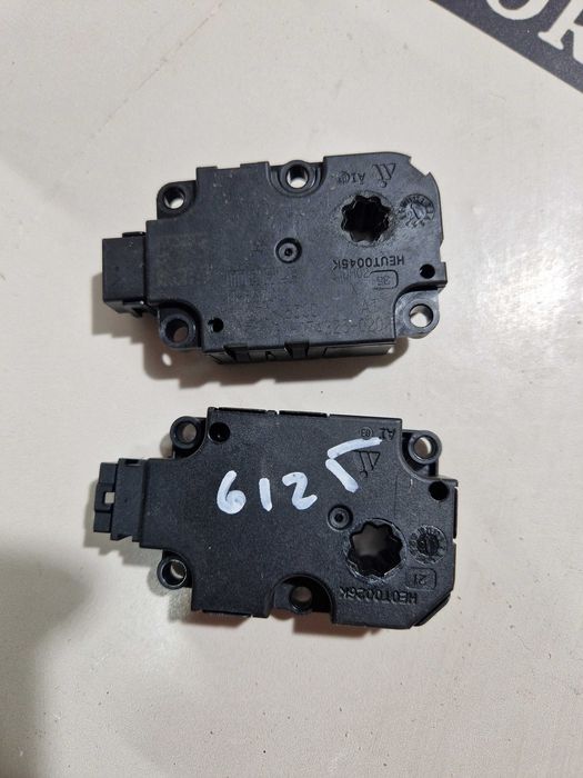 Актуатор моторчик привод печки кондиционер Jeep Grand Cherokee WL 2021