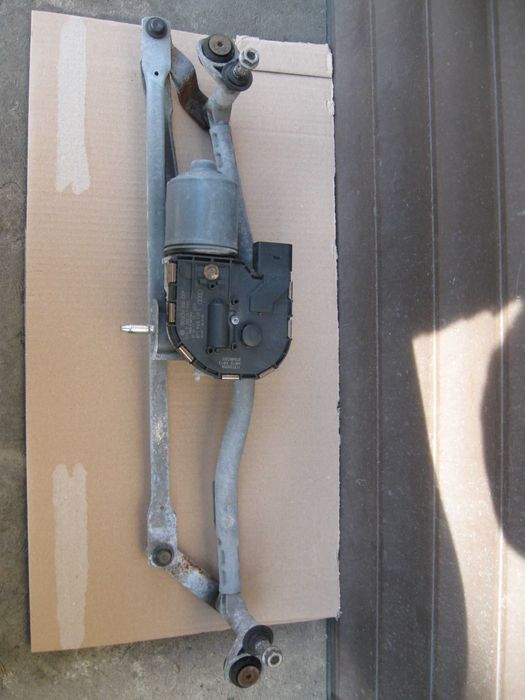 audi a3 8p mechanizm wycieraczki przód silnik silniczek