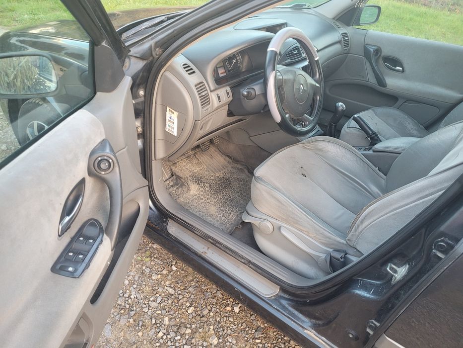 Renault Laguna 2 1.8 benzyna NOWE OC kombi 2001r