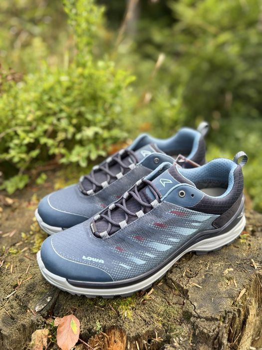 Кросівки Lowa оригінал нові