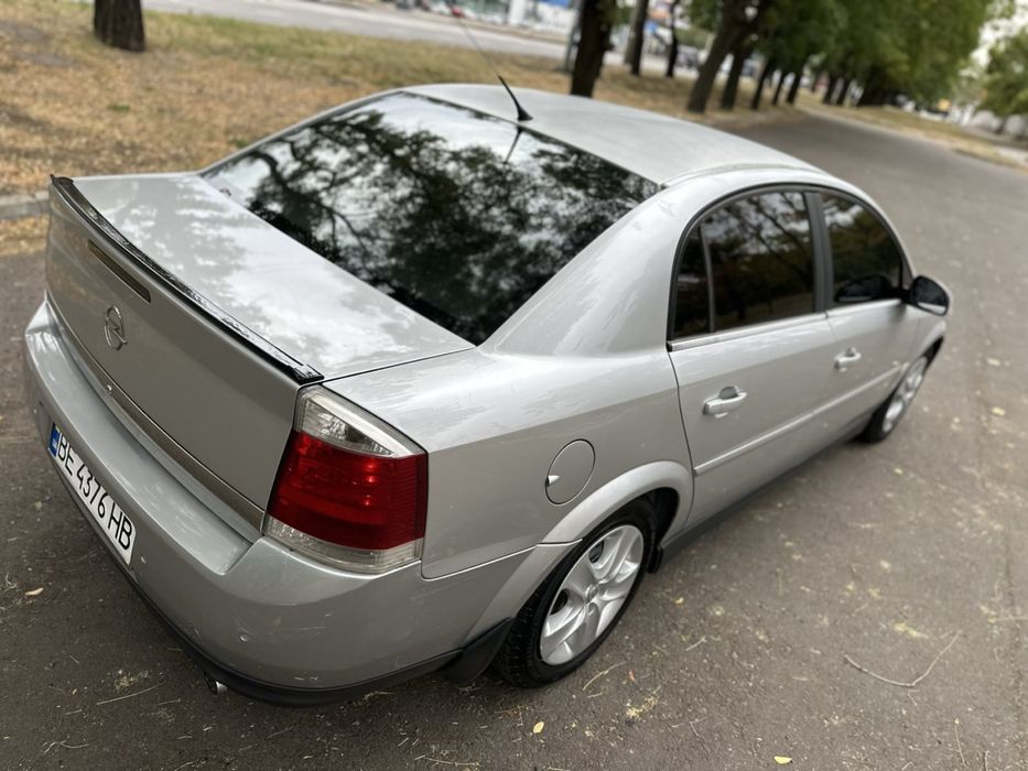 OPEL VEKTRA C ,3.2 ГБО lV, Автомат-2003 год.230 сил !