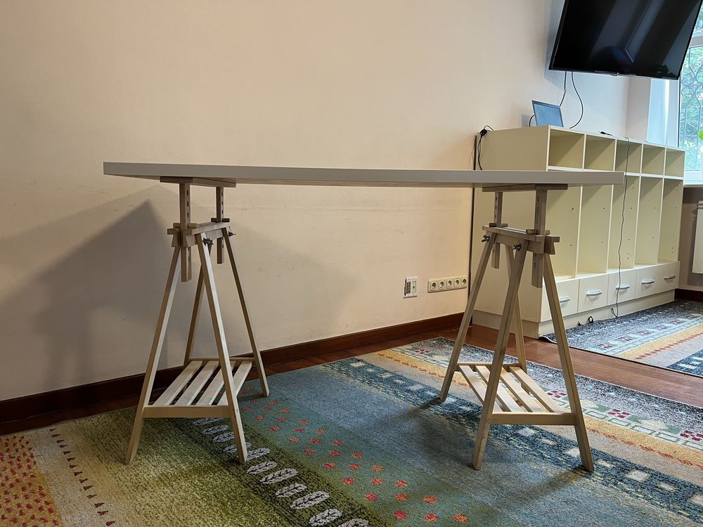 Письмовий стіл IKEA