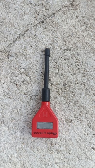 Vários artigos e bombas para caldeiras