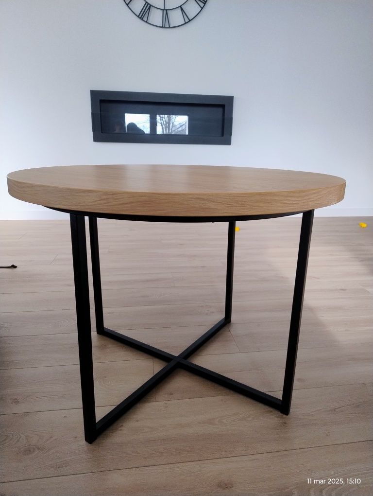 Nowy okrągły stolik kawowy 80 cm