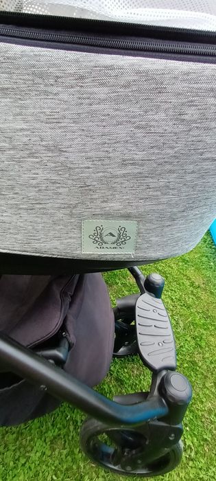 Wozek z pełnym wyposazeniem