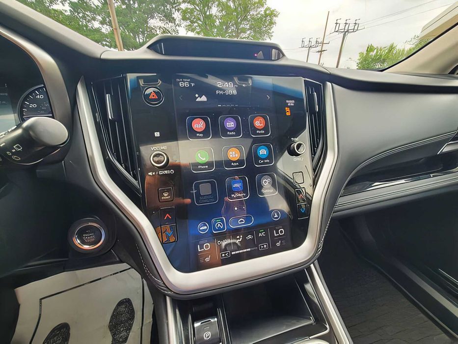 Subaru Outback      2021