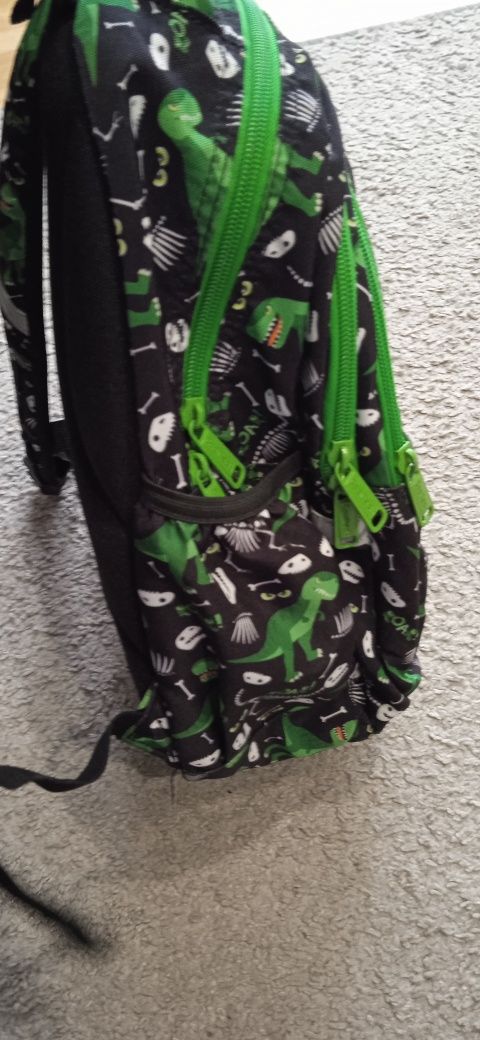 Plecak Coolpack do klasy 1-3 dinozaury jak nowy