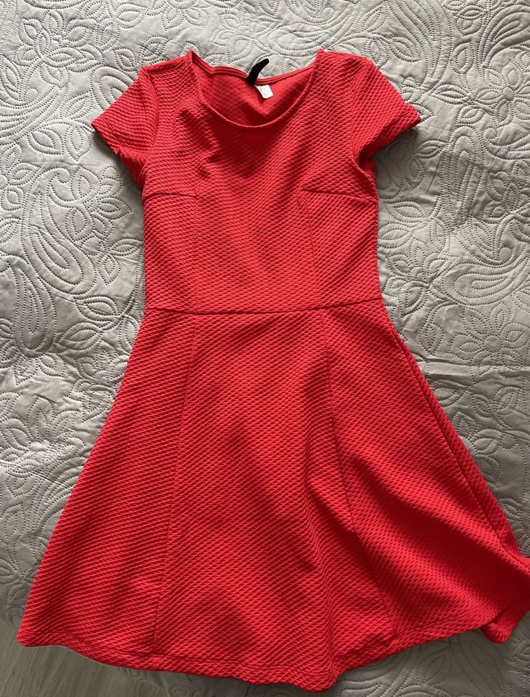 сукня h&m червона