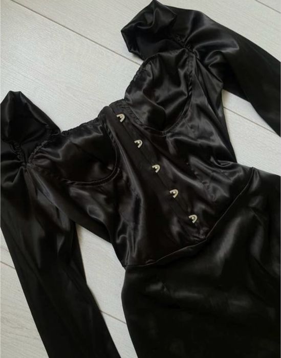 Сукня атласна корсет