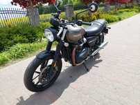 Triumph Street Twin 900