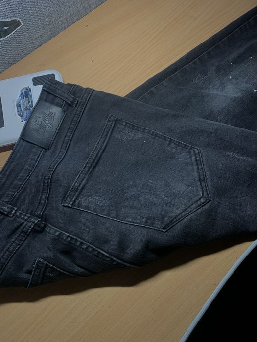 слім фіт джинси.