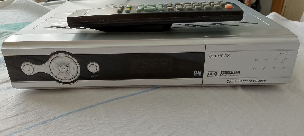 Спутниковый тюнер OPENBOX X-800