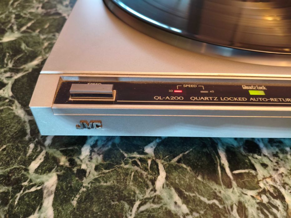 gramofon JVC QL-A200 Direct Drive Made In Japan
