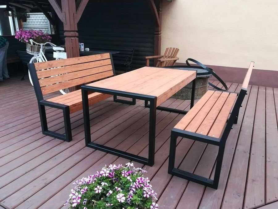 Ławka ogrodowa i stół