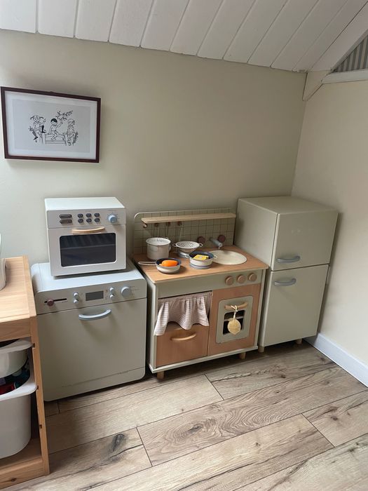 Zestaw kuchnia, lodówka, ZARA