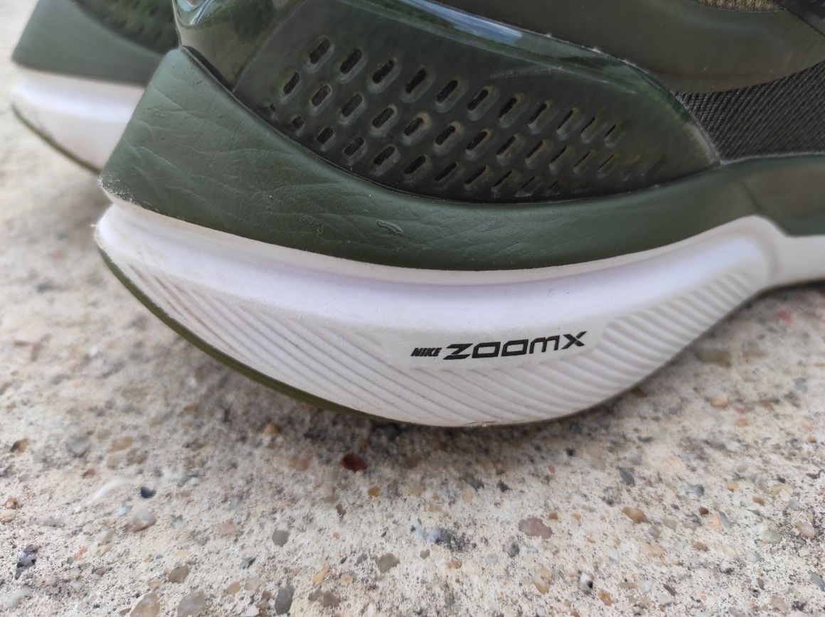 Sapatilhas Nike  Zoomx
