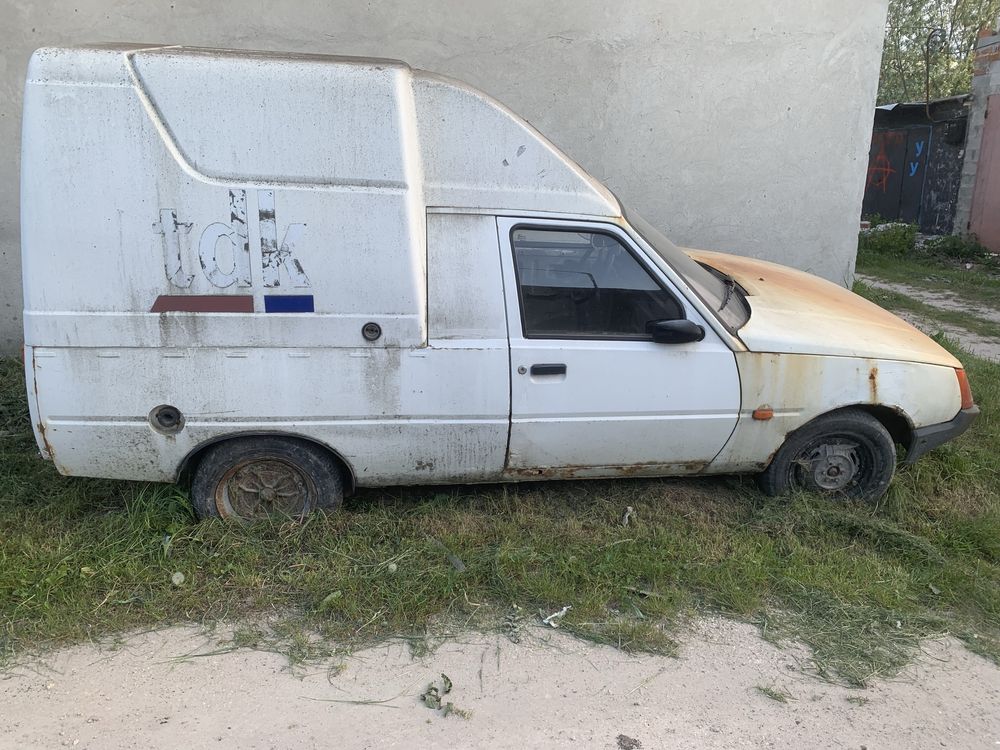 Таврія пікап (заз 11055)