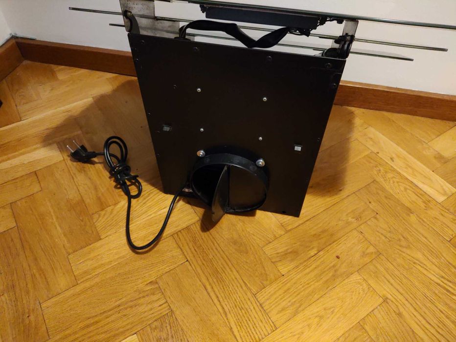 Okap kominowy BEKO HCA62541B Czarny, Dowóz