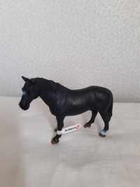 Schleich/ Ганноверський жеребець