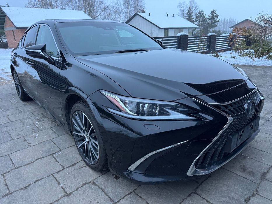 Lexus ES 300h Po Liftingu model 2022 bezwypadkowy