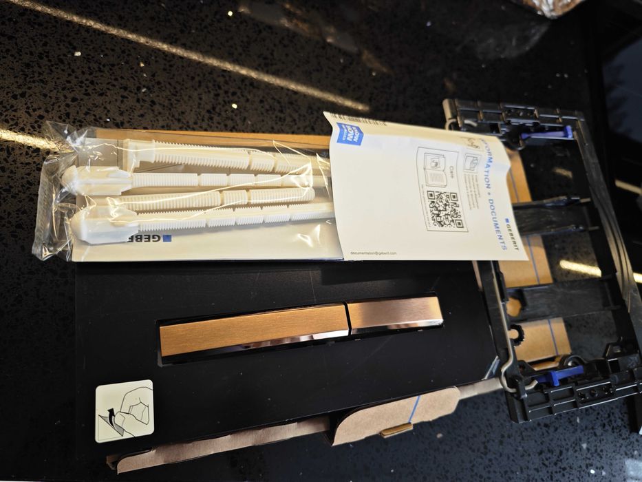 Nowy Przycisk Geberit Sigma50 model 115.670.DW.2