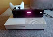Xbox One S z okablowaniem + Kinect + Gra Minecraft