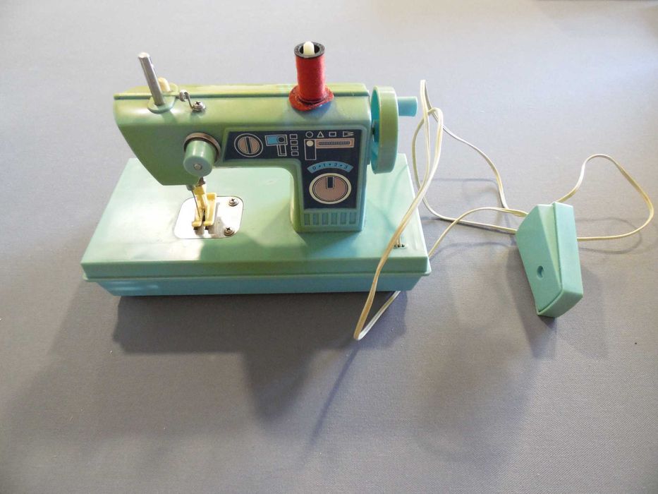 Máquina de Costura de Brincar