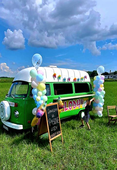 Lody Bar bus prosecco van Eventy Ogórek T2 lody naturalne bar mobilny